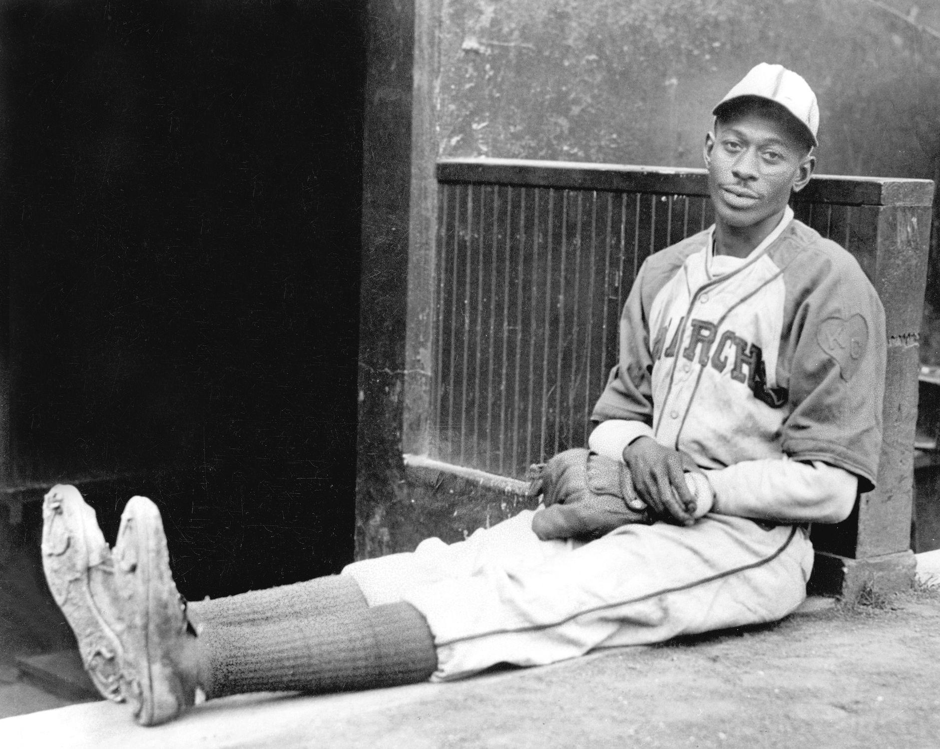 Satchel Paige pitches for A’s at age 59 Baseball Hall of Fame